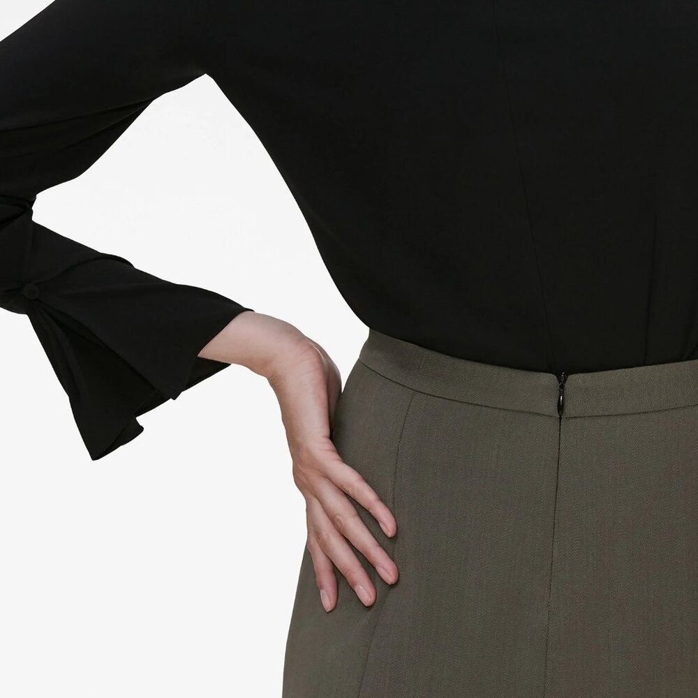 MM LaFleur The Sabrina Mock Neck Top - Picture 5 of 11